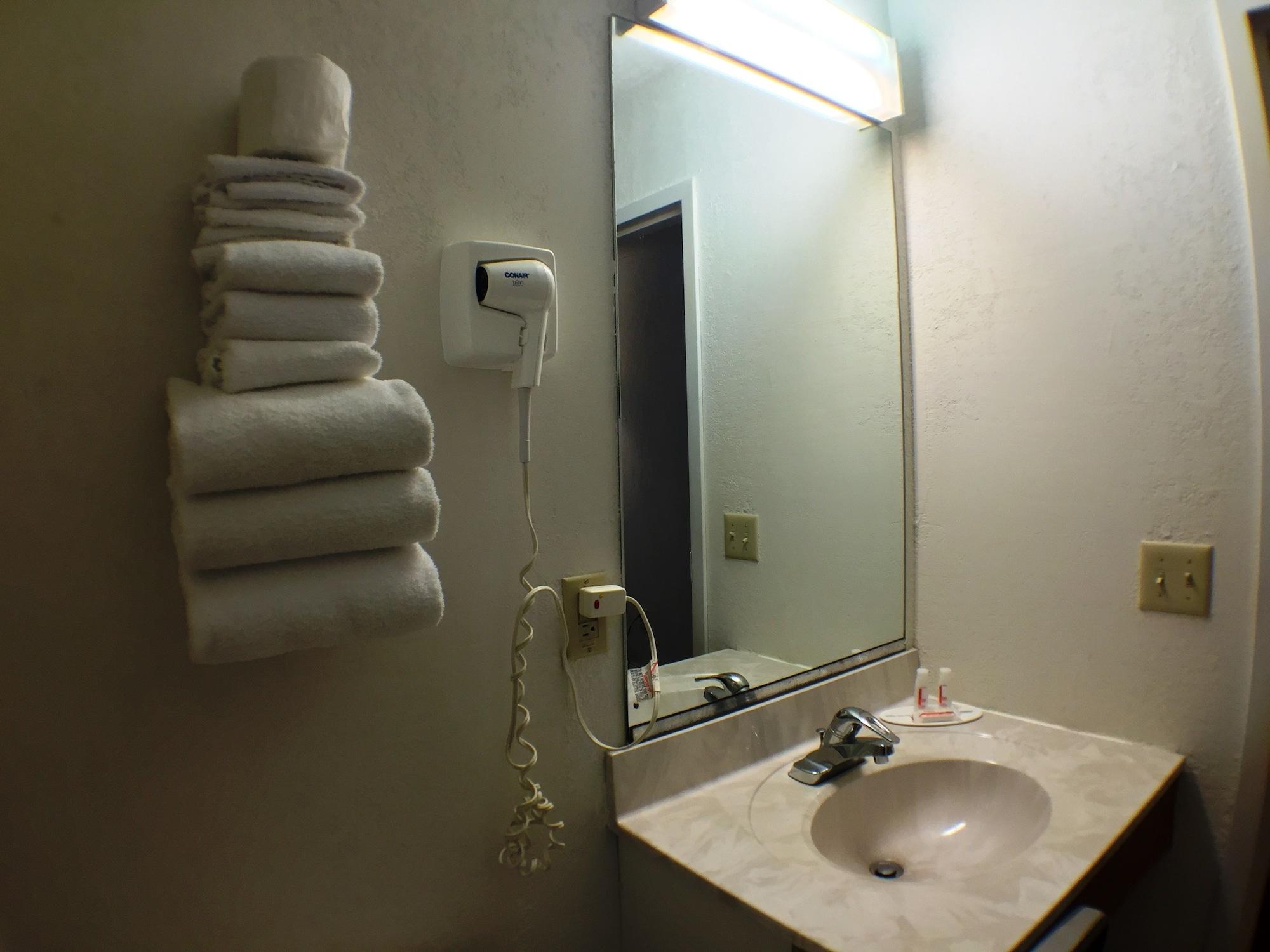 Super 8 By Wyndham Webster/Rochester Ngoại thất bức ảnh